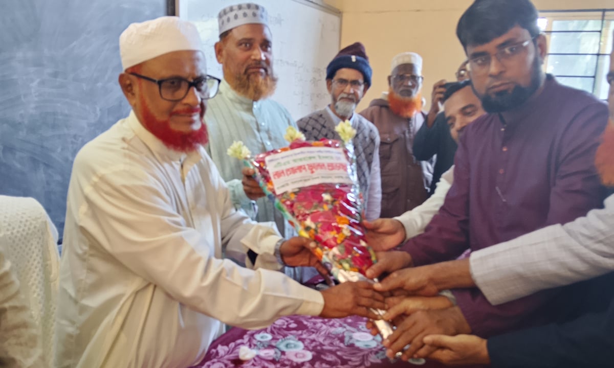 আদর্শ শিক্ষকরাই পরিবর্তনের অগ্রদূত: এটিএম আজহারুল