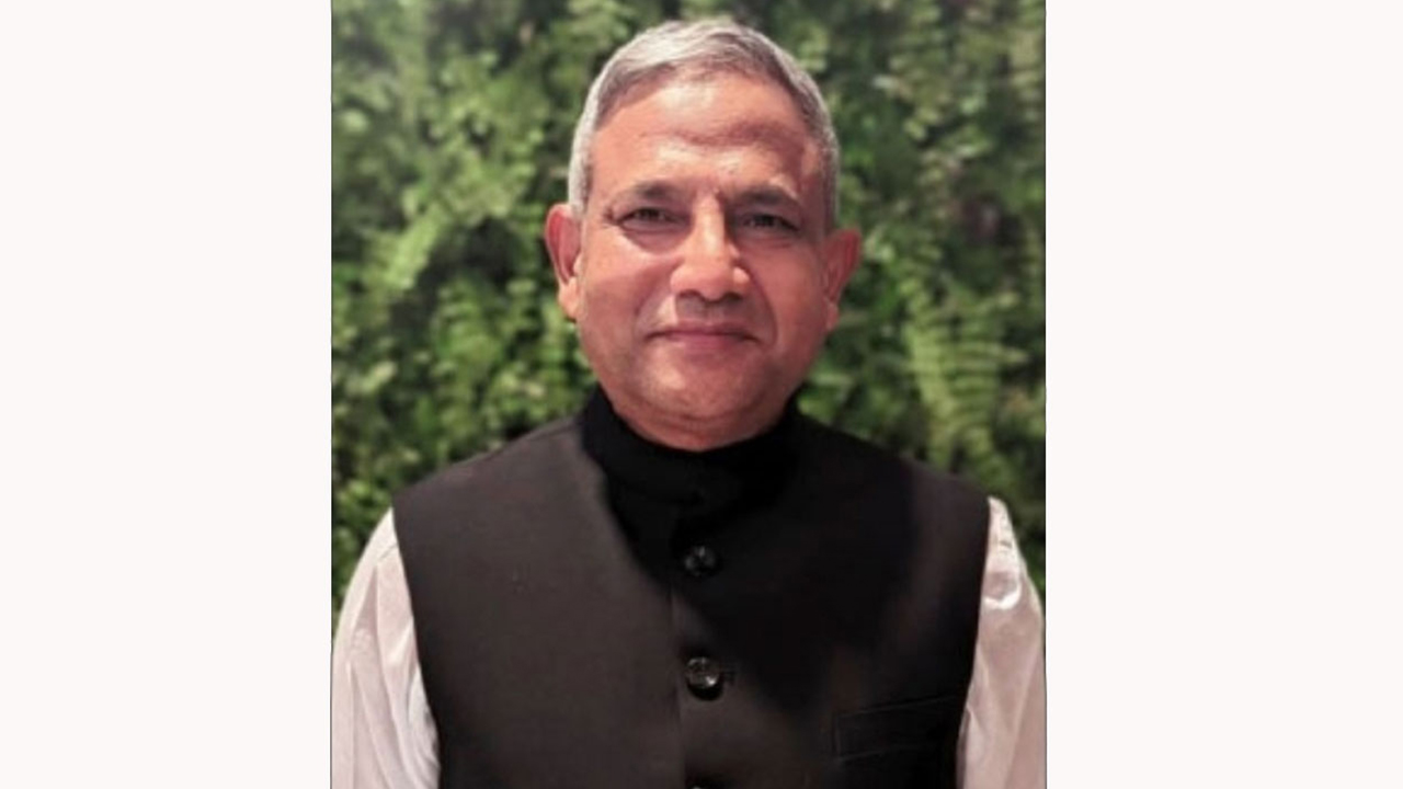 হাসিনার সামরিক সচিব সালাহ উদ্দিনের দেশত্যাগে নিষেধাজ্ঞা