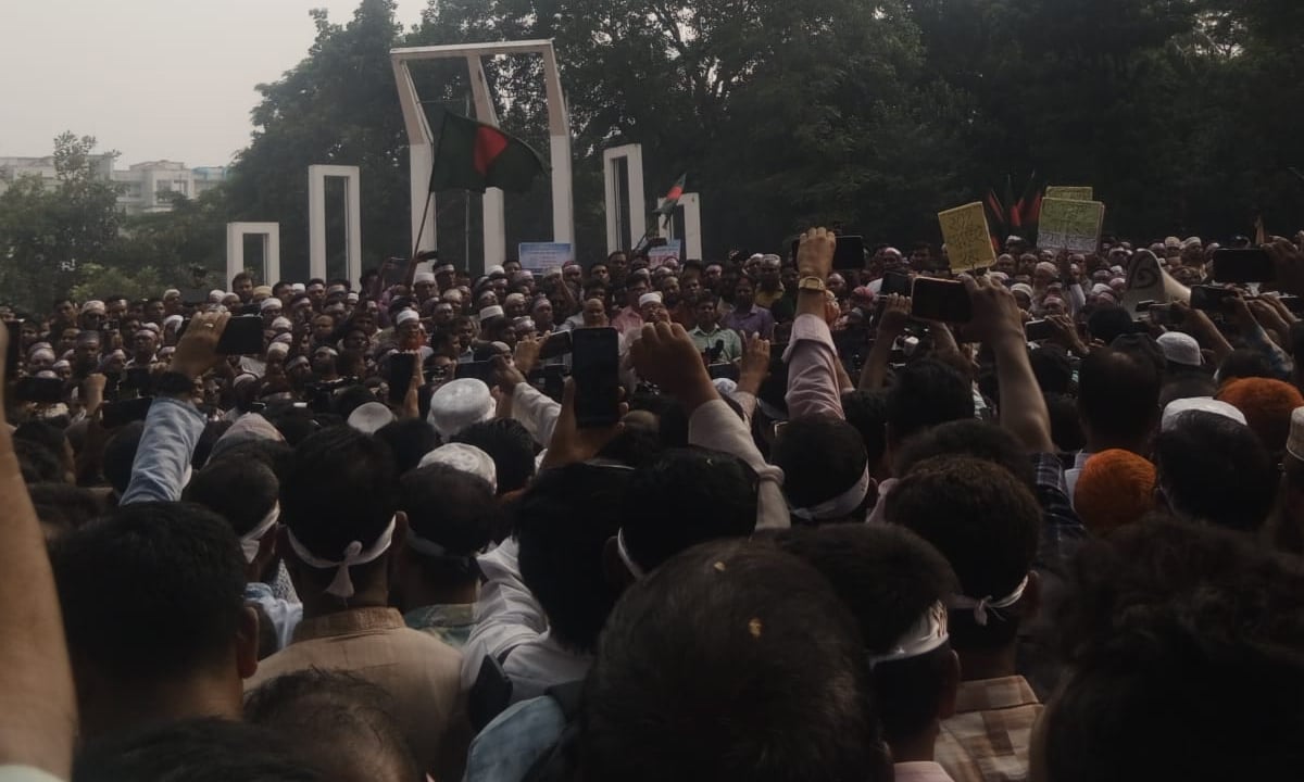 উপদেষ্টার সঙ্গে আলোচনা ব্যর্থ, ‘মার্চ টু যমুনা কর্মসূচি’ শিক্ষকদের