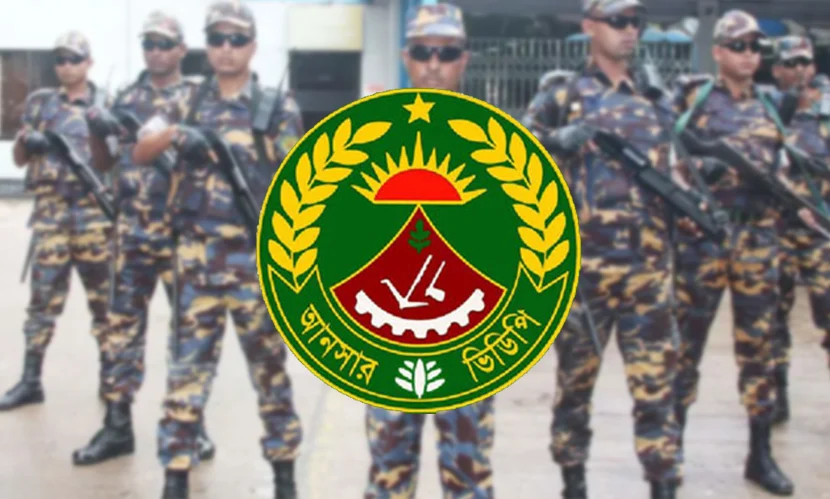 অপপ্রচারের বিরুদ্ধে কঠোর অবস্থানে আনসার