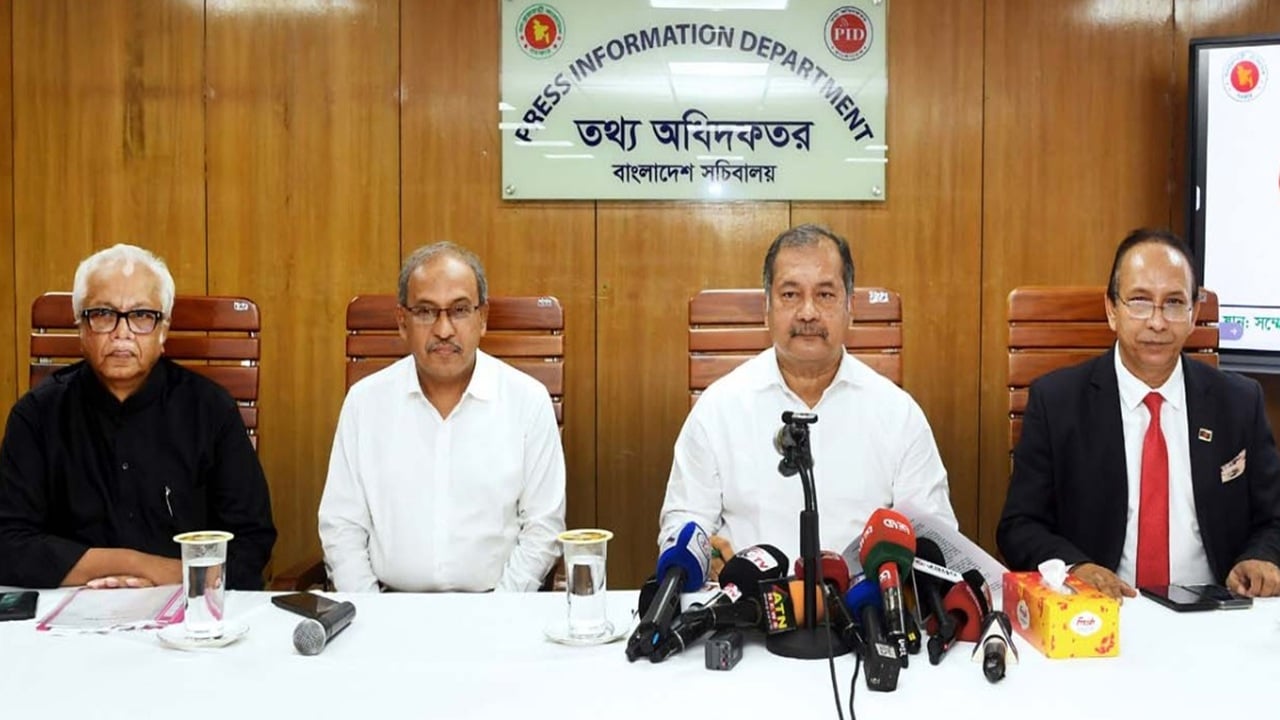 বিশ্বকাপ খেলা দেখানো নিয়ে আ. লীগ আমলের দুর্নীতির তদন্ত হচ্ছে: তথ্যমন্ত্রী