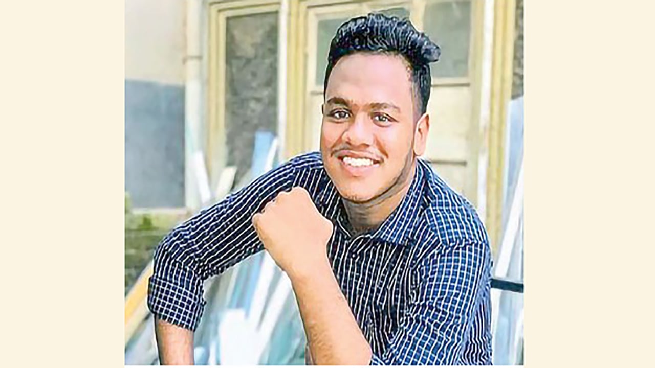 ‘একজনকে মারতে কতগুলো গুলি লাগে স্যার?’