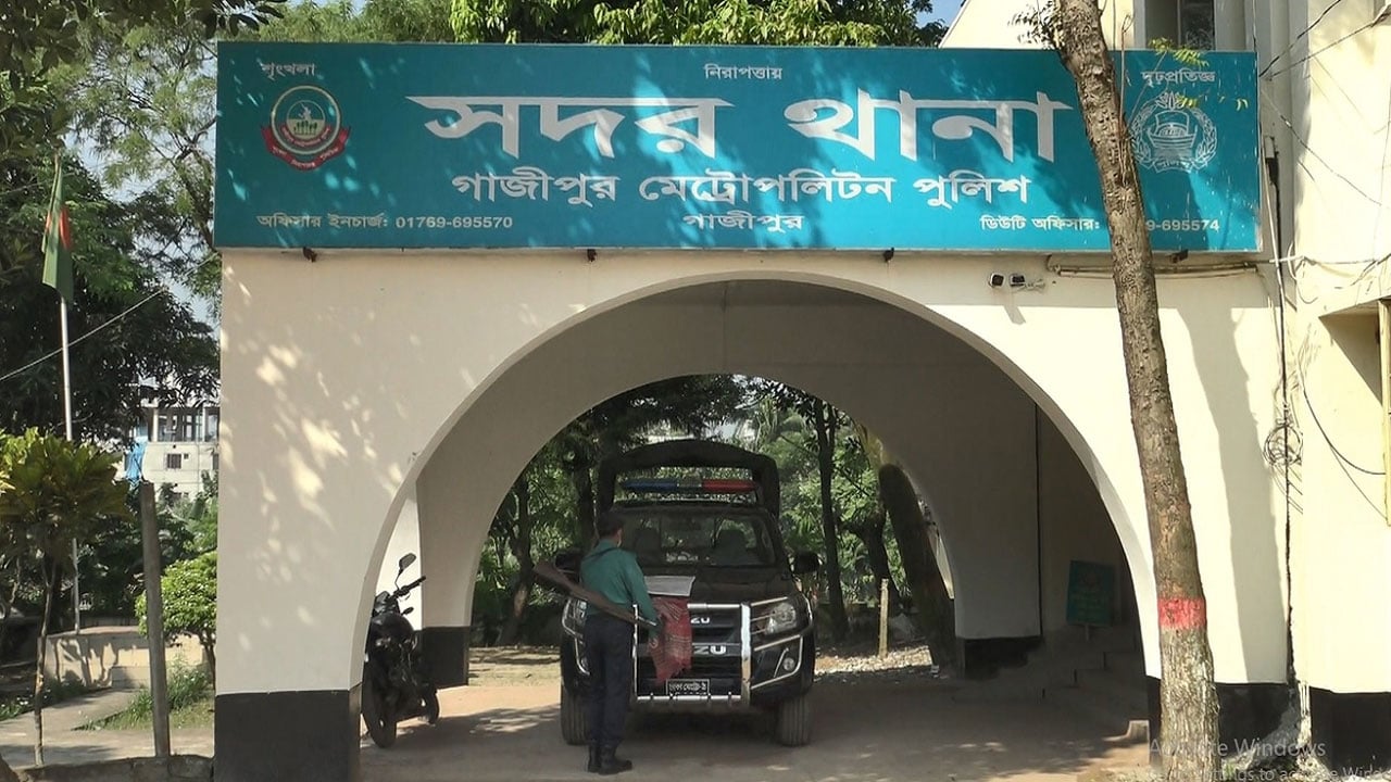 বিয়ে বাড়িতে অ্যালকোহলের নামে মিথিলন পান করে দুইজন নিহত