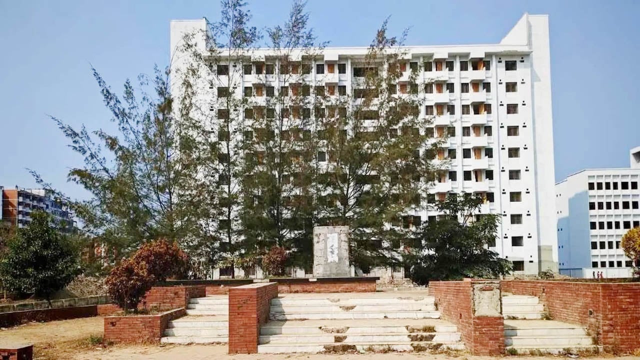 দুই বছরেও শুরু হয়নি নজরুল বিশ্ববিদ্যালয়ের ‘জুলাই-২৪ স্কয়ার’ নির্মাণকাজ