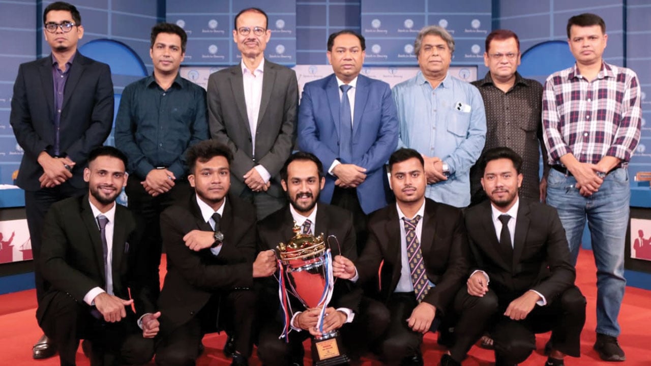 ‘অধিকাংশ ক্ষুদ্র বিনিয়োগকারী শেয়ারবাজার বোঝেন না, শুনে-শুনে বিনিয়োগ করেন’
