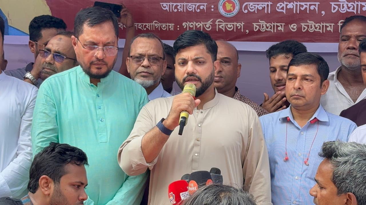 জুলাই শহীদদের স্মৃতি সংরক্ষণে প্রতিটি জেলায় স্মৃতিস্তম্ভ হবে: ইশরাক