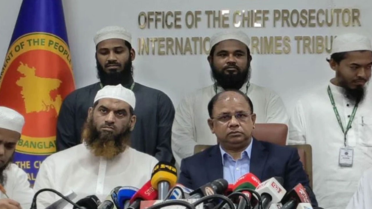 রাষ্ট্রীয়ভাবে শাপলা শহীদদের লাশ গুমের অপচেষ্টা হয়েছিল: মামুনুল হক