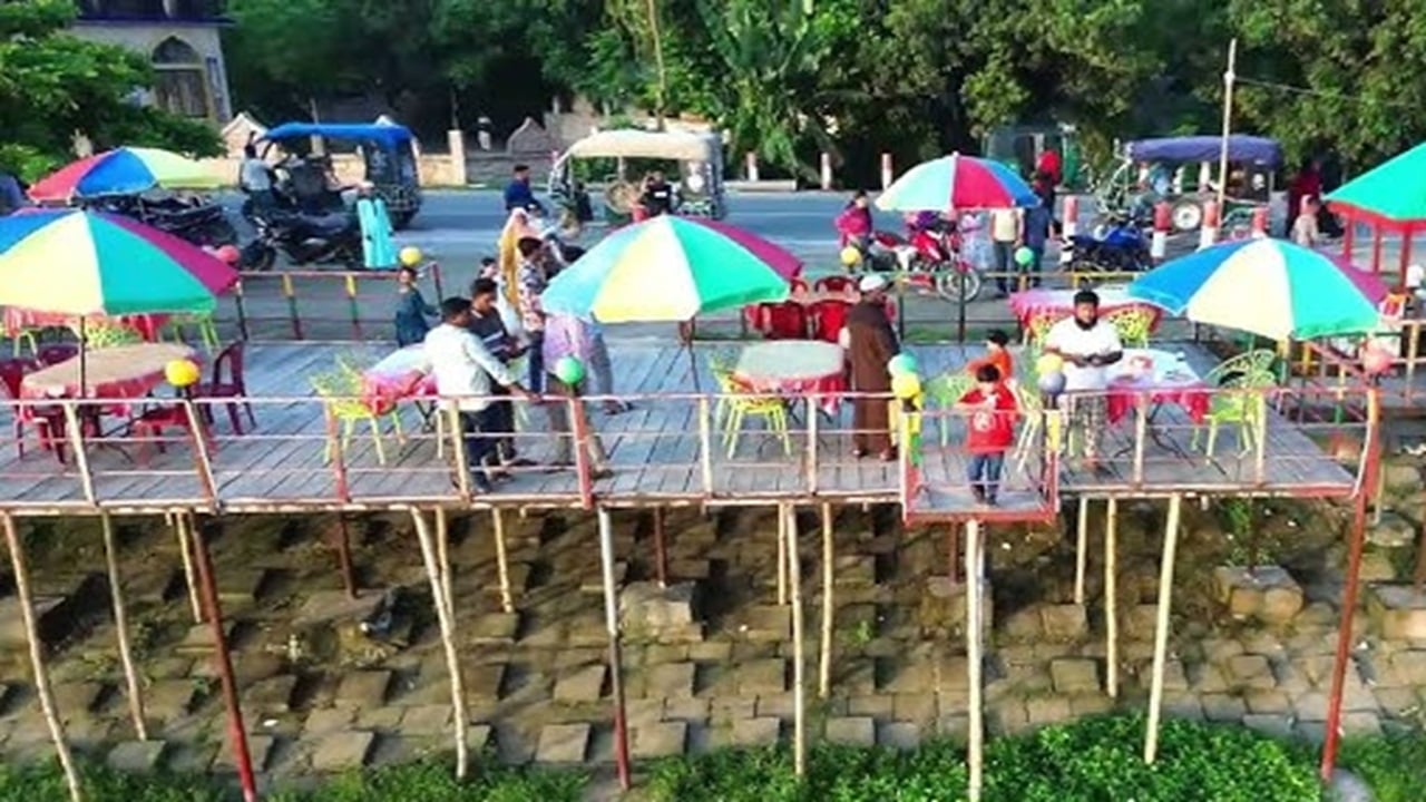 সরিষাবাড়ীর রাধানগর সানসেট পয়েন্টে দর্শনার্থীদের ভোগান্তি