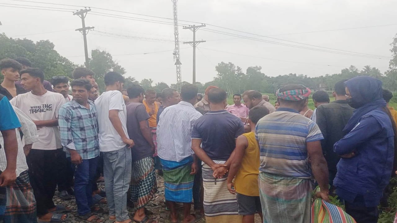 পীরগাছায় ২০ মিনিটে দুই ট্রেন দুর্ঘটনা, নিহত ২