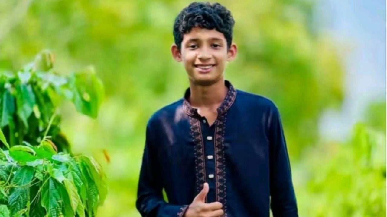 ৩৩ হাজার ভোল্টের লাইনে বিদ্যুৎস্পৃষ্টে মাদরাসাছাত্রের মৃত্যু