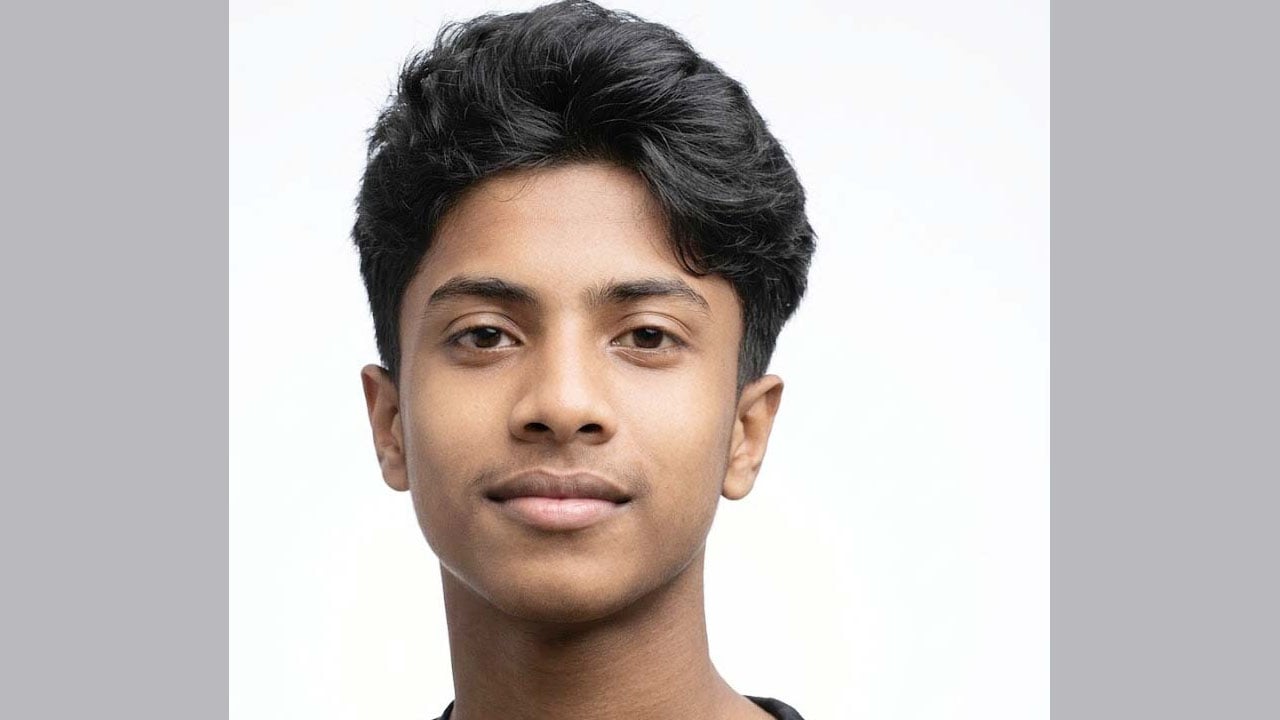 পেয়ারা বাগানে ঘুরতে গিয়ে ট্রলার থেকে পড়ে কলেজছাত্রের মৃত্যু