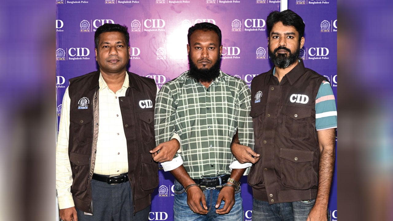 পাসপোর্ট-টাকা আত্মসাৎ ও নির্যাতনের অভিযোগে পাচারচক্রের মূলহোতা গ্রেপ্তার