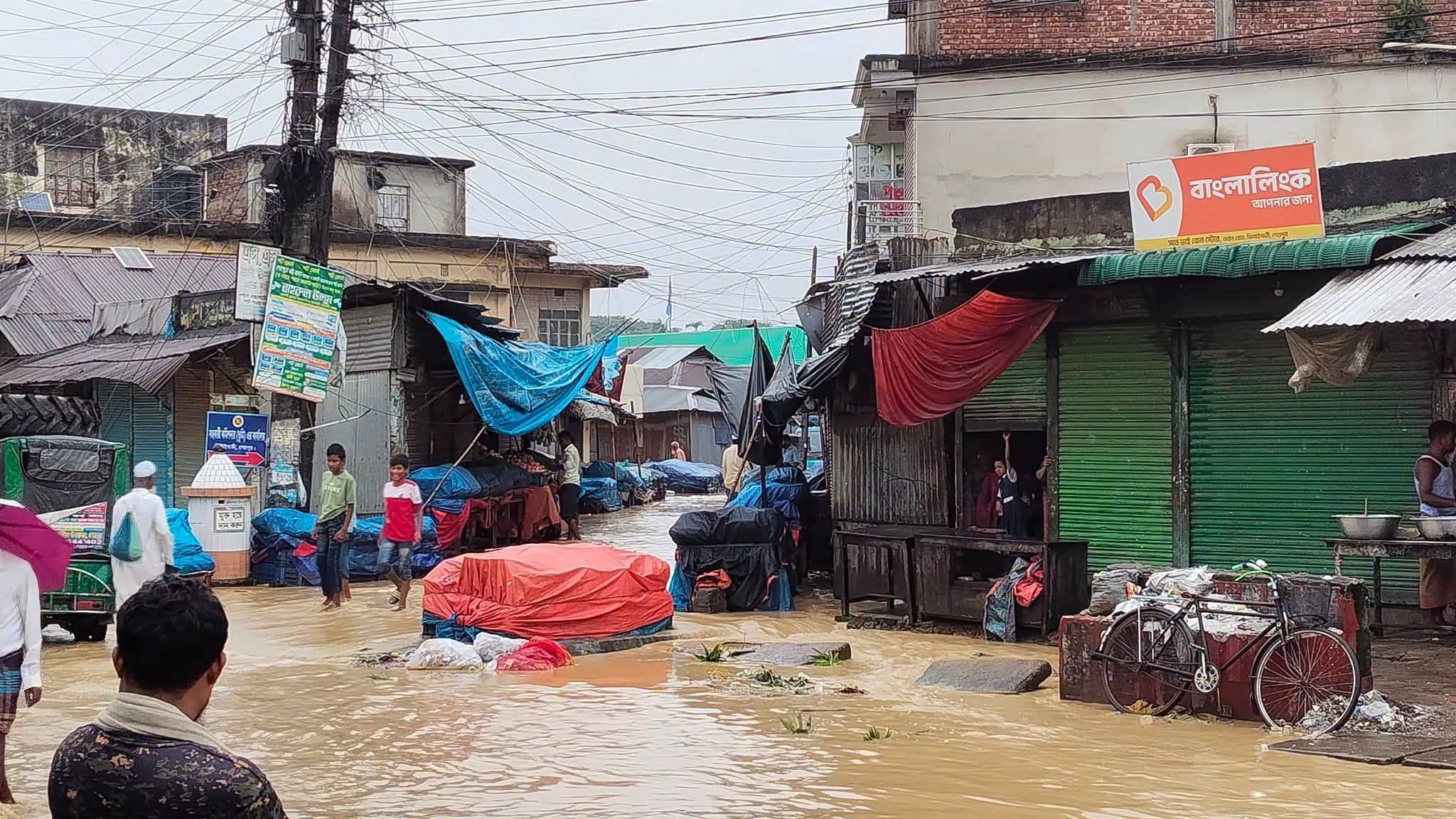 ভারী বর্ষণে ঝিনাইগাতি ও নালিতাবাড়ীতে বন্যা