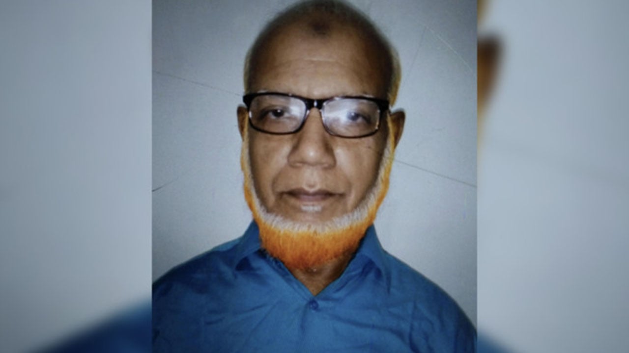 চাঁদপুরে দোতলা বাড়ির ছাদ থেকে পড়ে মালিকের  মৃত্যু
