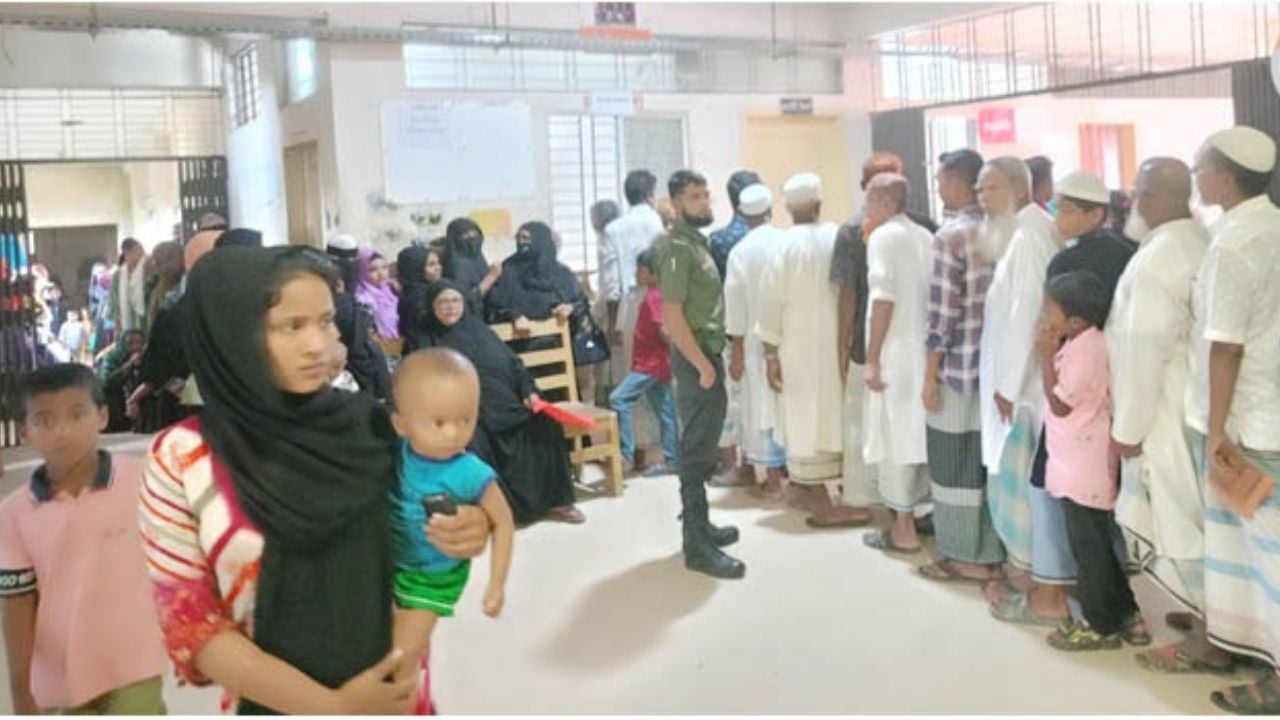 সার্বিক নিরাপত্তা নিশ্চিতে ১০ আনসার পেল কুতুবদিয়া হাসপাতাল