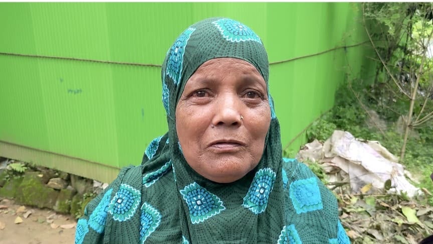 দ্বিতীয় বিয়ে করে প্রয়াত স্বামীর বাড়িতে সংসার নারীর, বের করে দিল শাশুড়িকে 