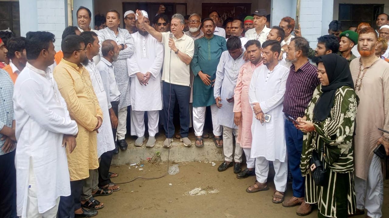 বন্যা শেষ না হওয়া পর্যন্ত পুনর্বাসন সহায়তা চলবে: অর্থমন্ত্রী
