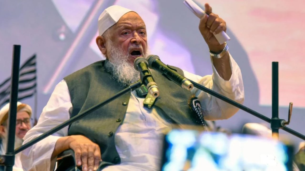 ‘ইসলামকে যারা নিশ্চিহ্ন করার চেষ্টা করেছে, তারাই একসময় ধ্বংস হয়ে গেছে’