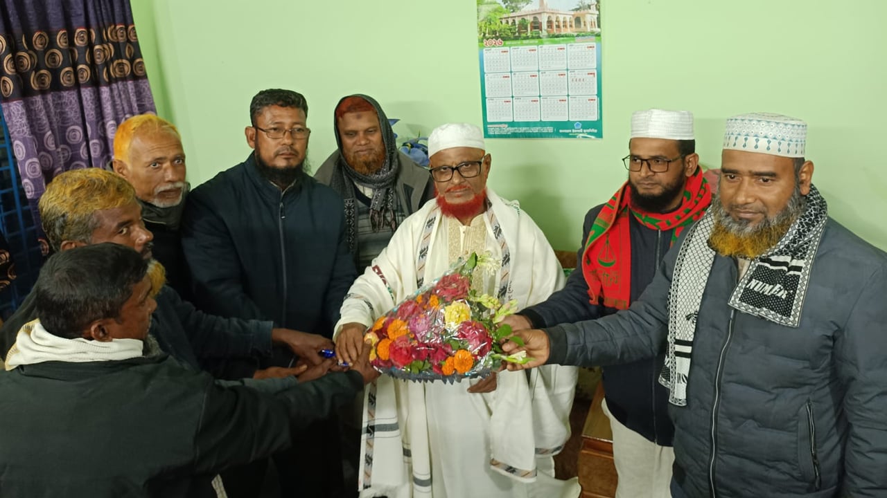 বদরগঞ্জে যুবদলের অর্ধশতাধিক নেতাকর্মীর জামায়াতে যোগদান