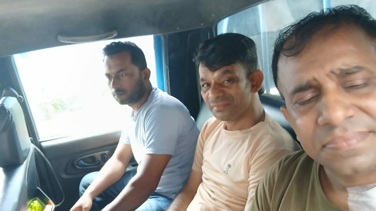 কার্যক্রম নিষিদ্ধ আ.লীগের ঝটিকা মিছিল, আটক ১০