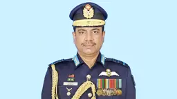 বিমান বাহিনীর সাবেক প্রধান আব্দুল হান্নান কাতারে গ্রেপ্তার