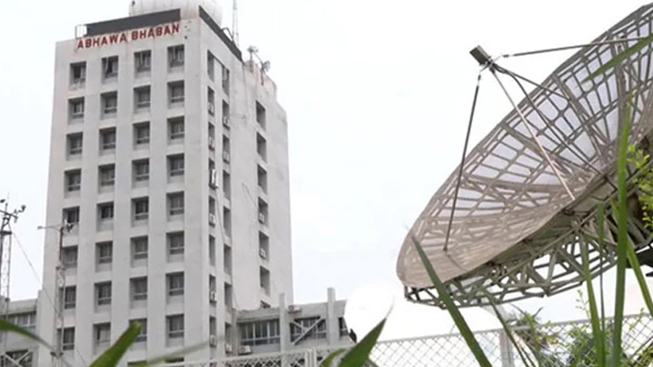 দেশের ৫ অঞ্চলের নদীবন্দরে ২ নম্বর নৌ হুঁশিয়ারি সংকেত