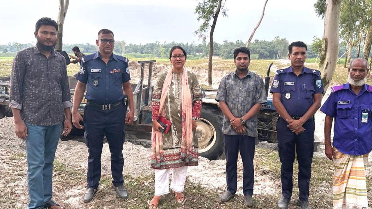 অবৈধ বালু উত্তোলন বন্ধে অভিযান, এসিল্যান্ডকে হামলা করে অবরুদ্ধ করল বালুদস্যুরা