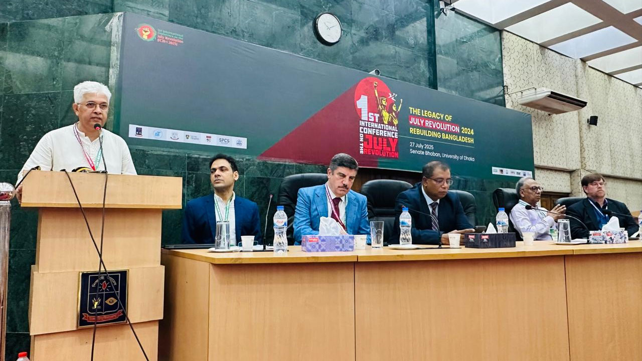 আর কখনো যেন ভয় ও নিপীড়নের শাসন ফিরে না আসে