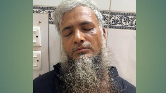 মসজিদের খতিবকে কুপিয়ে জখম, আটক ১
