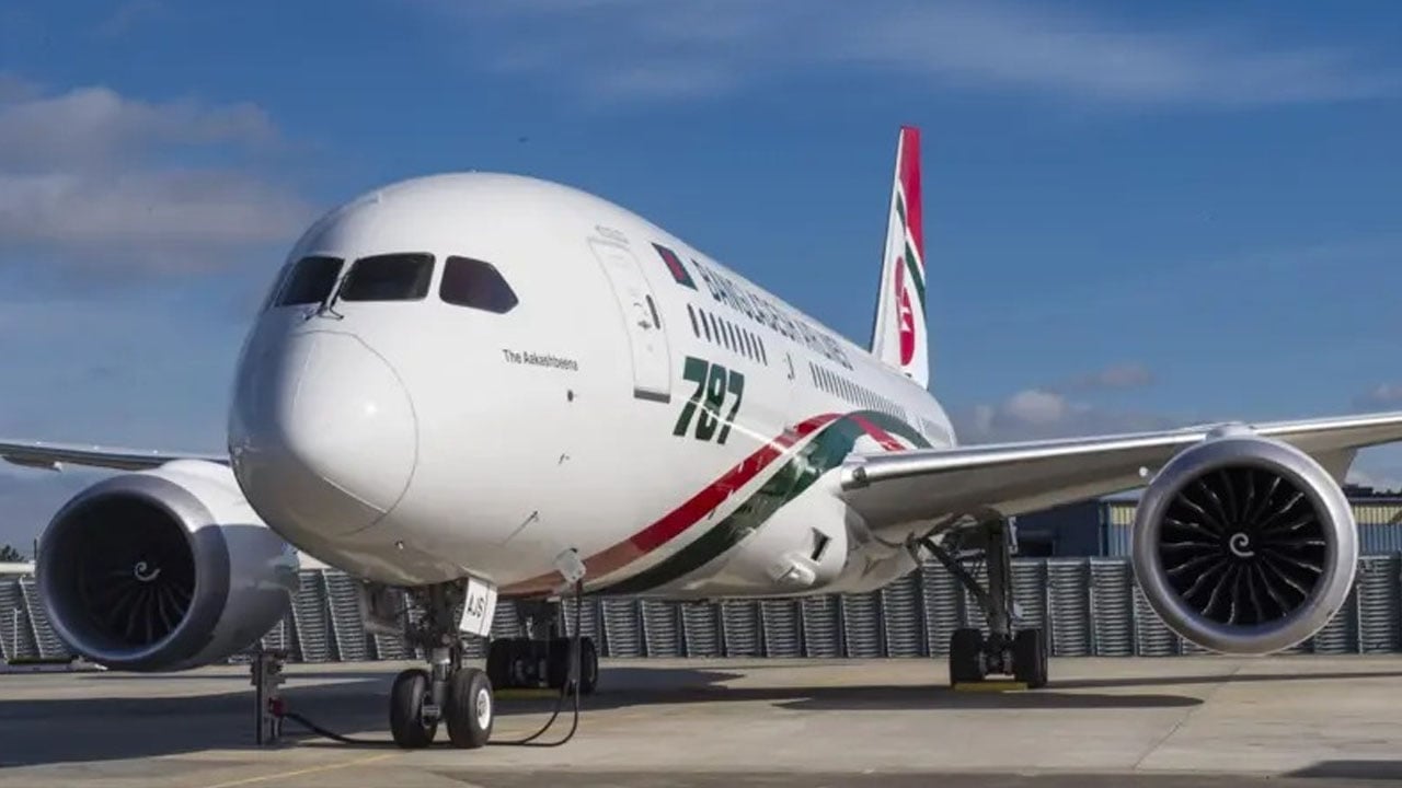 বোয়িং থেকে ১৪টি বিমান কিনছে সরকার