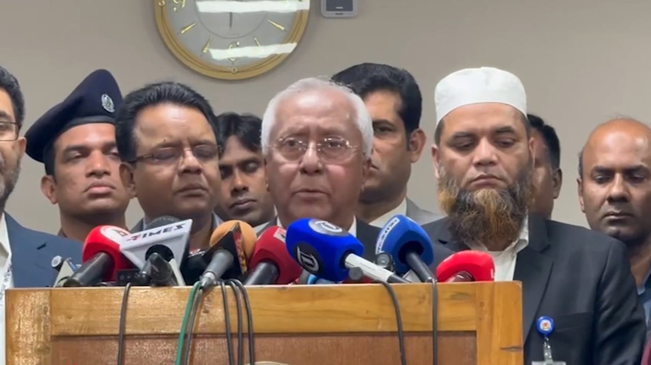 টাকা বহন ইস্যুতে আমাকে মিসকোট করা হয়েছে: ইসি সচিব