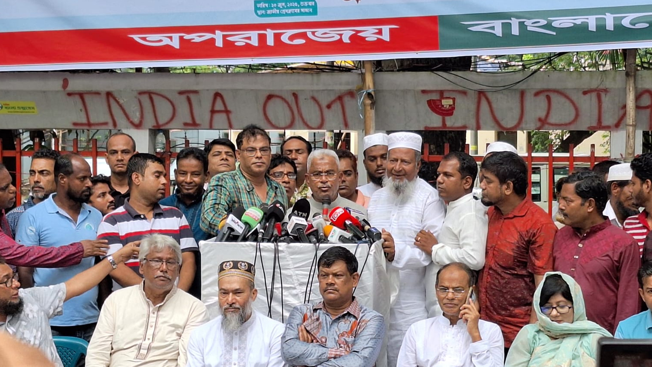 প্রশাসনের রন্ধ্রে রন্ধ্রে ফ্যাসিবাদের দোসর রয়েছে: আলাল