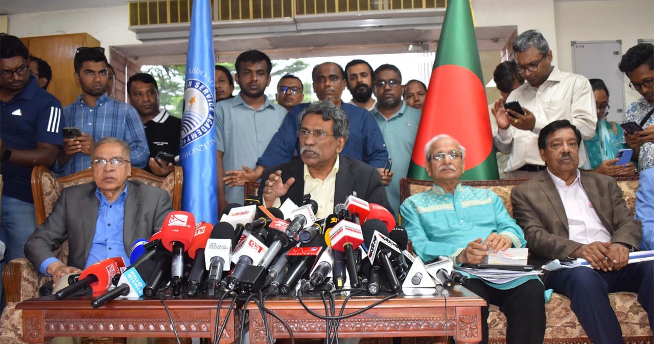প্রায় সকল দলই রাষ্ট্রপতি নির্বাচন পদ্ধতি পরিবর্তনে আগ্রহী