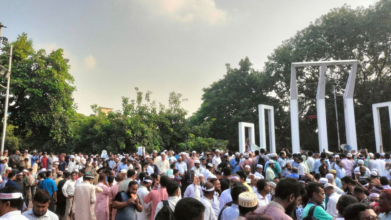 সারা দেশে এমপিওভুক্ত শিক্ষকদের কর্মবিরতি শুরু