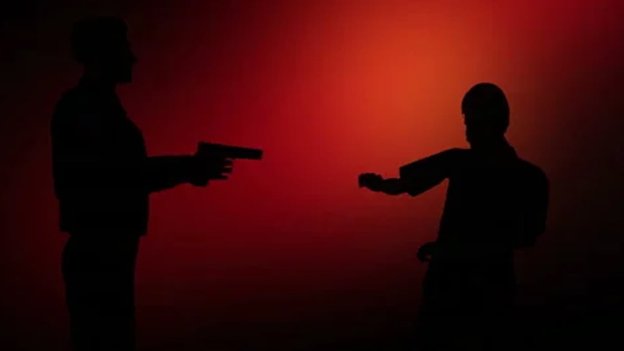 জুরাইনে মাদক কারবারিদের গুলিতে সিএনজি চালক নিহত