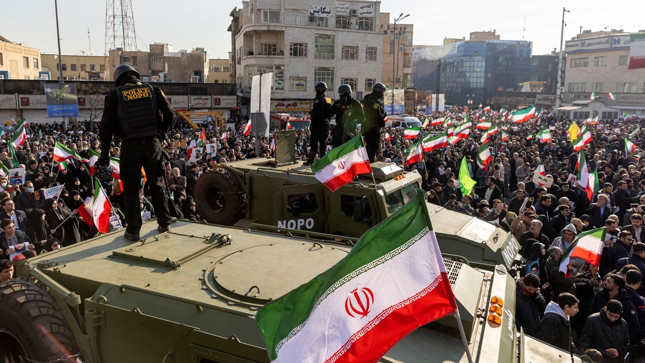 মধ্যপ্রাচ্যের মার্কিন ঘাঁটিগুলো লক্ষ্যবস্তু হবে, প্রতিবেশীদের সতর্ক বার্তা ইরানের