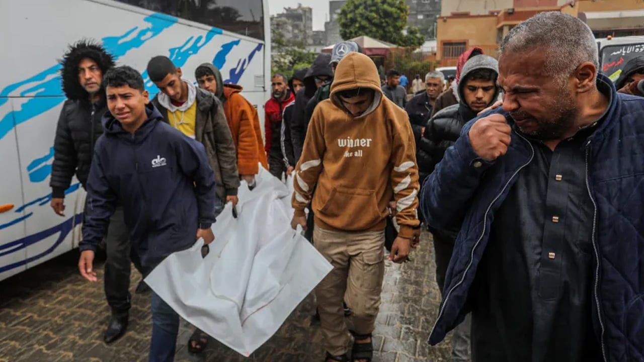 কিশোরকে গুলি করে হত্যার পর ট্যাঙ্ক চাপা দিল ইসরায়েলি বাহিনী