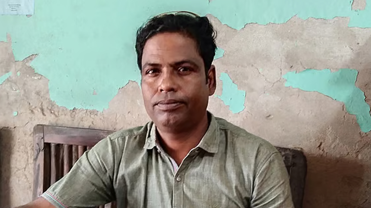 দুই খাদ্য কর্মকর্তা লাঞ্ছিত, রাজশাহীতে বিএনপি নেতা বহিষ্কার
