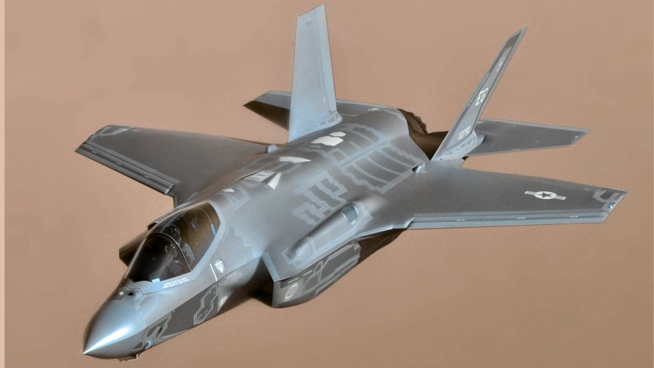 ইরানের আকাশে মার্কিন যুদ্ধবিমানকে সফলভাবে আঘাত