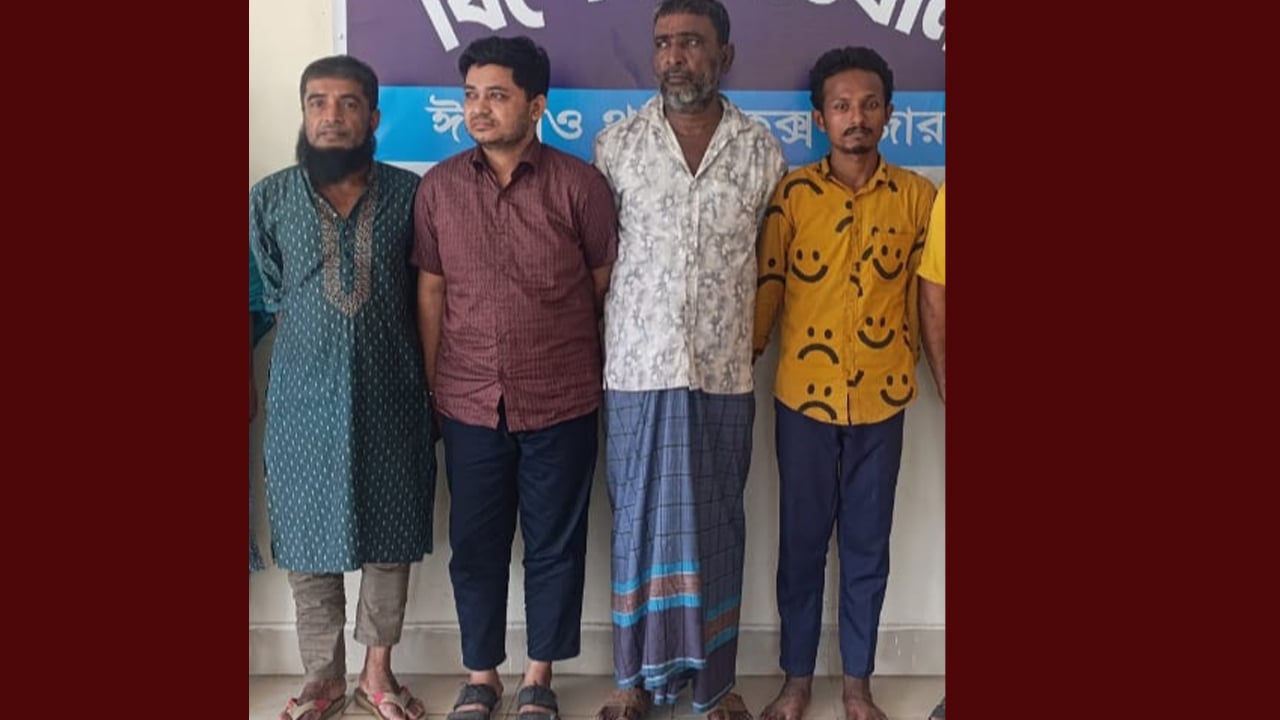 পাঠ্য বই কেলেঙ্কারিতে মামলা, সুপার-সভাপতিসহ ৪ জন কারাগারে