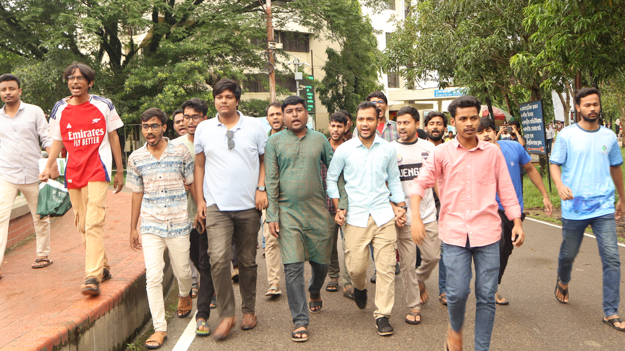 শাবিপ্রবি ছাত্রদলের তোপের মুখে উপাচার্য, জুলাই দিবসের অনুষ্ঠান বয়কট