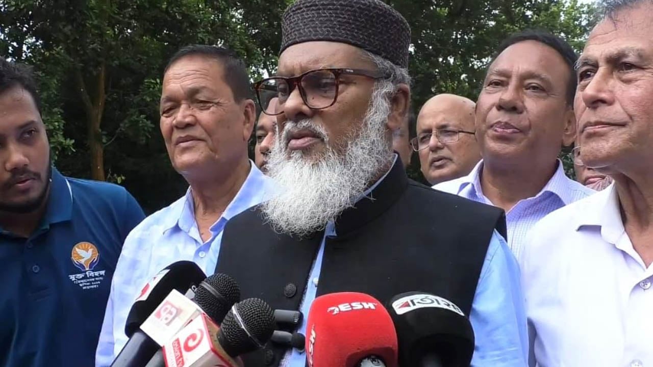 নির্বাচিত দলকে ক্ষমতা দিয়ে পুরোনো ঠিকানায় ফিরে যাব: ধর্ম উপদেষ্টা