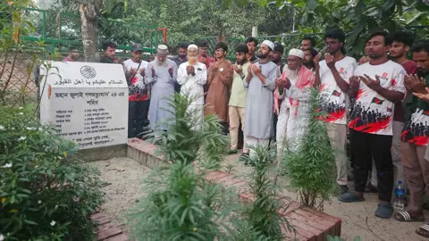শহীদ আবু সাঈদের কবর জিয়ারত শেষে পীরগঞ্জে ইনকিলাব মঞ্চের পথসভা
