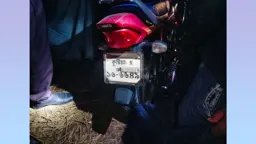 বাবার লাশ দেখতে বাড়ি ফেরা হলো না, পথে ট্রাকচাপায় ছেলের মৃত্যু