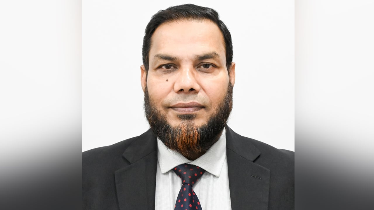 মাটি কেবল সম্পদ নয়, আমাদের অস্তিত্ব রক্ষার এক চিরন্তন আশ্রয়