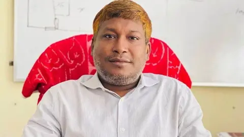 নিয়োগের ১৮ দিনেও ক্যাম্পাসের বাইরে চুয়েটের ভিসি, দায়িত্বে অন্য শিক্ষক