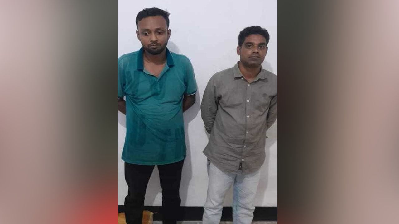 কাহারোলে মিছিলের প্রস্তুতিকালে ২ ছাত্রলীগ ক্যাডার গ্রেপ্তার