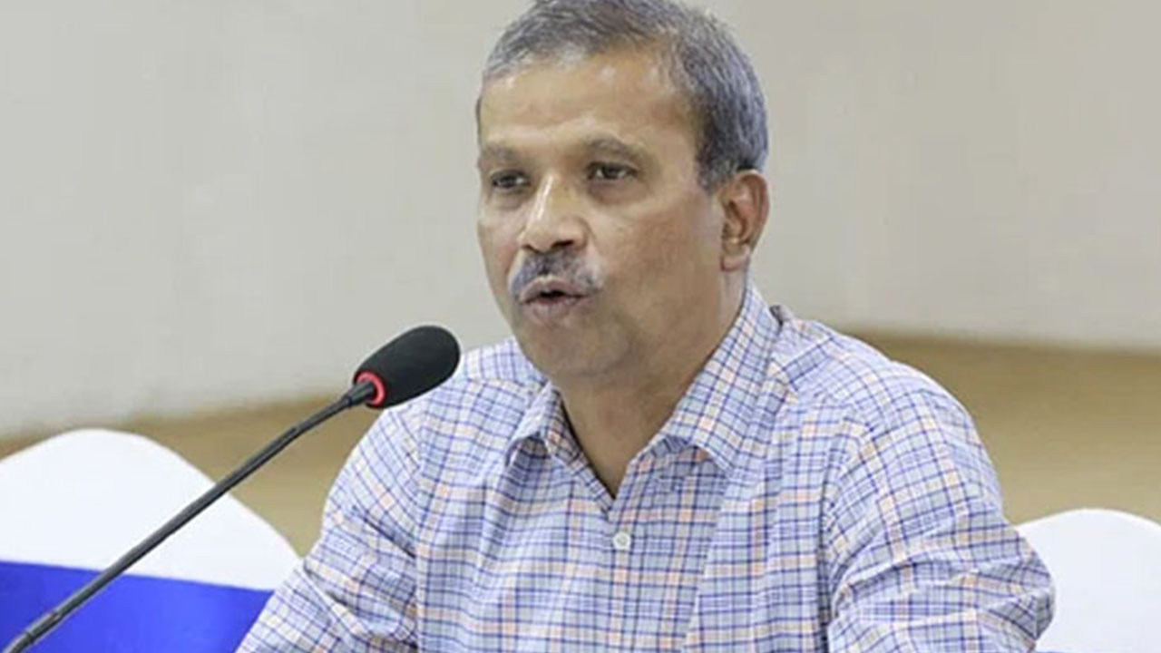 রাষ্ট্র মেরামত ও সুশাসন প্রতিষ্ঠার এই সুযোগ কোনোভাবেই মিস করা যাবেনা: আইন উপদেষ্টা