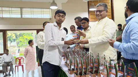 শুধু মেধাবী নয়, ভালো মানুষ হতে হবে: এমপি বাবুল