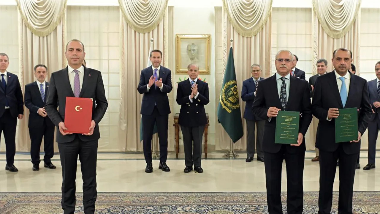 Amardesh_Bayraktar